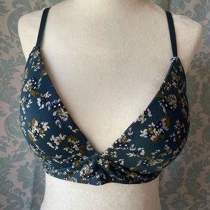 Lucky Brand Bra. No wire.